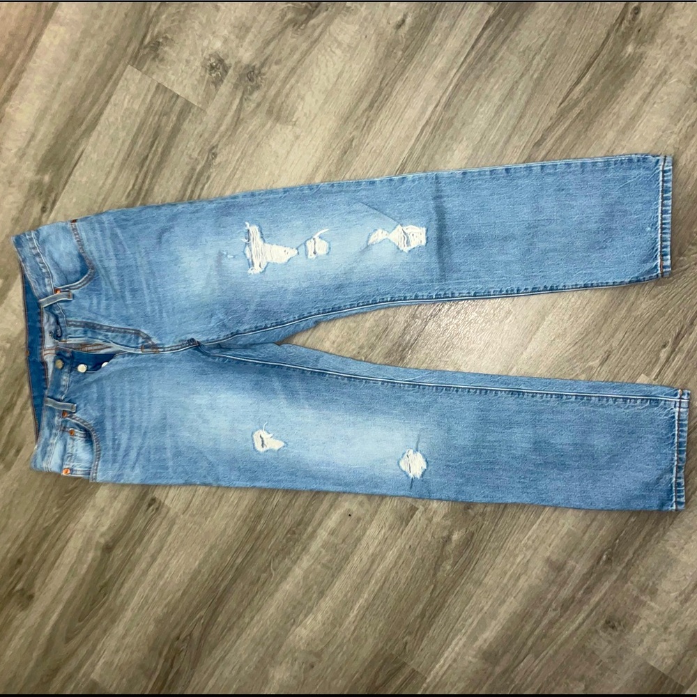 Levi’s distressed 501 high waisted jeans